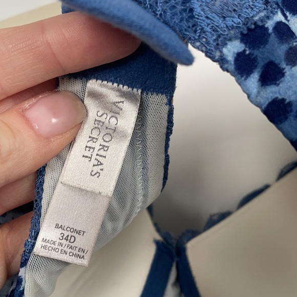 Victoria’s Secret push-up balconet blue 34D - Picture 6 of 9
